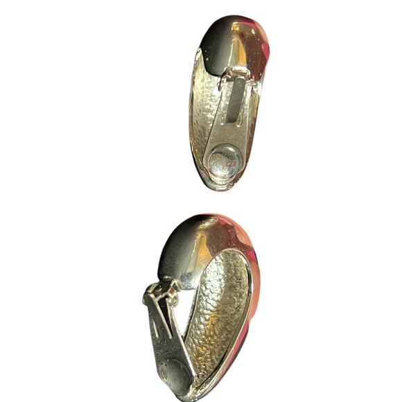 Vintage Heavy Silver-Tone Clip-On Earrings – Bold Sculptural Design - Picture 10 of 13